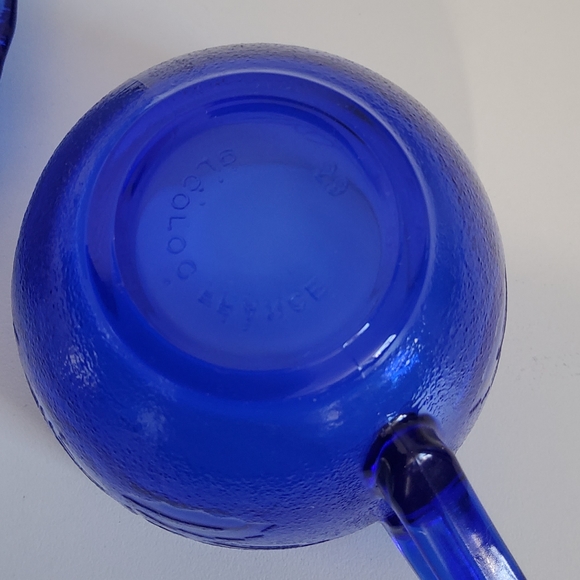 Vintage Arcoroc France Cobalt Blue Cup and Saucer - Picture 8 of 8
